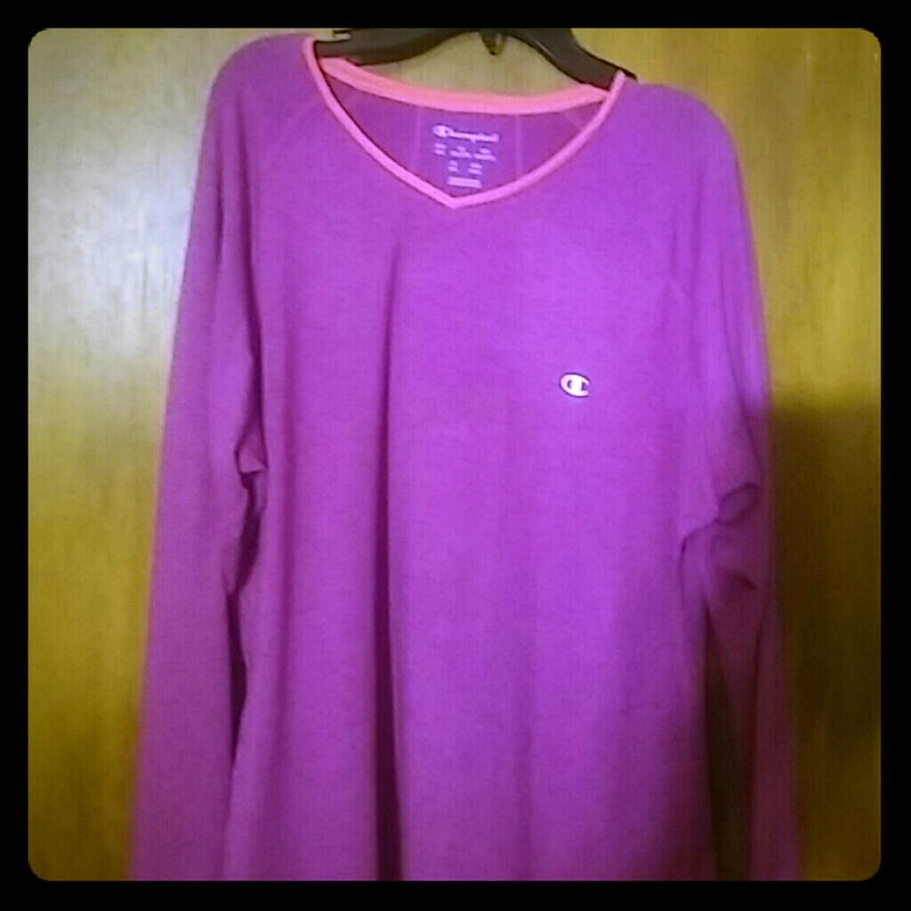 CHAMPION LONG SLEEVE TEE SHIRT